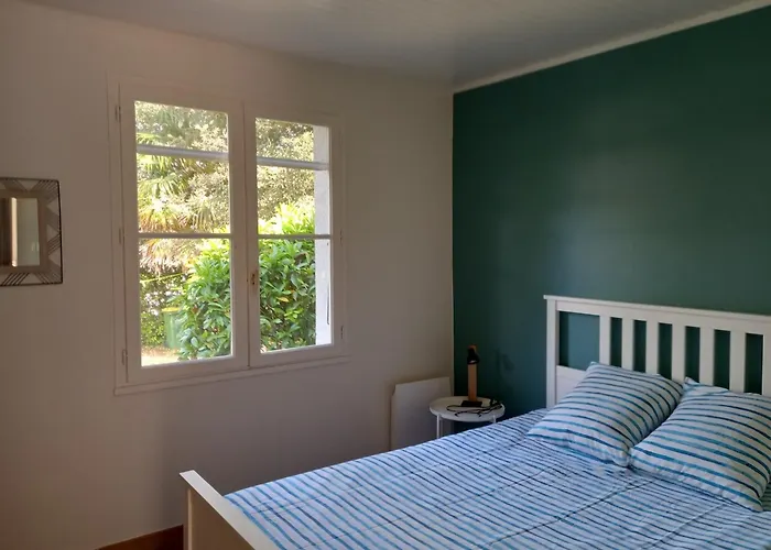 Maison Avec Terrasse A Bois *