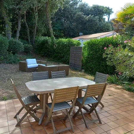 Maison Avec Terrasse A Bois *