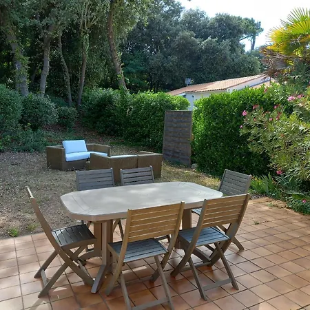 Maison Avec Terrasse A Bois *